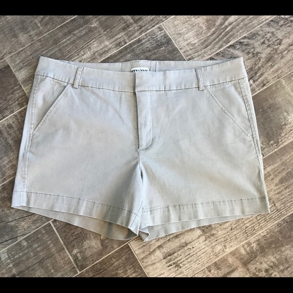 womens plus size khaki shorts